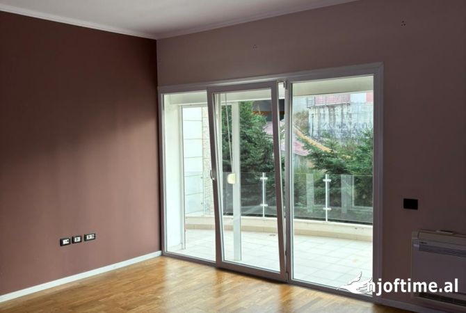 Shtepi ne shitje 1+1 ne Tirane - 135,000 Euro