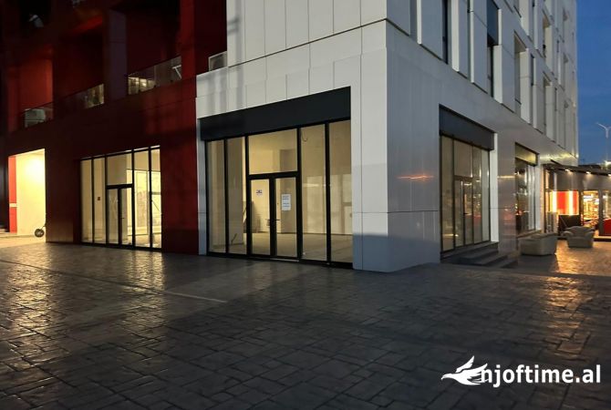 Ambient biznesi me qera 3+1 ne Tirane - 4,500 Euro