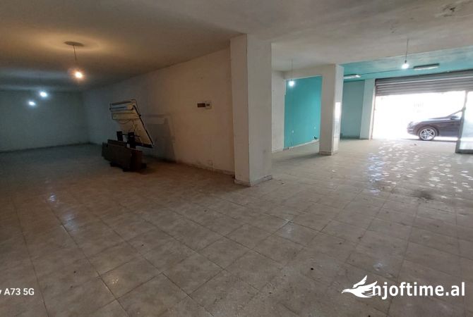 Ambient biznesi ne shitje 2+1 ne Tirane - 125,000 Euro