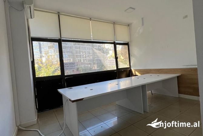 Jepet ambient biznesi me qera tek kryqezimi i Selvise