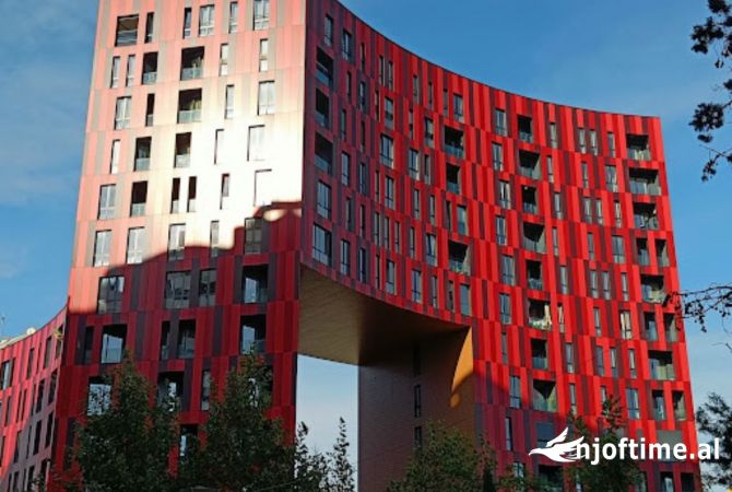 Ambient biznesi me qera 3+1 ne Tirane - 1,400 Euro