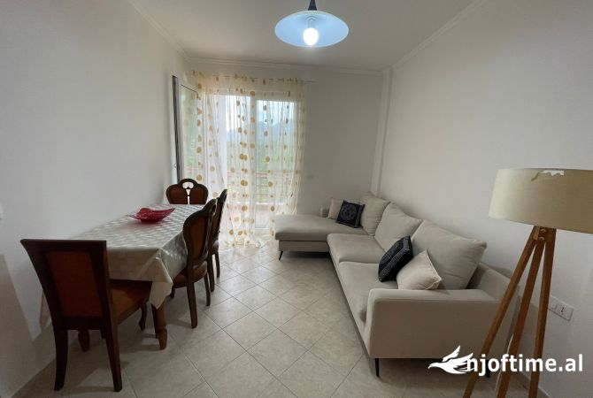 Shtepi ne shitje Apartament ne Tirane, 1+1, Mobilimi E mobiluar, Pagesa 67,000  Euro.