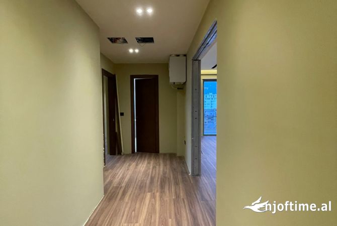 Shtepi me qera 3+1 ne Tirane - 185,000 Leke