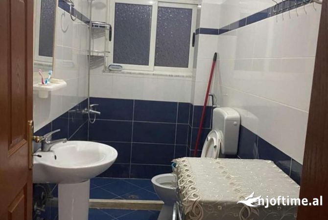 Shtepi ne shitje Apartament ne Durres, 2+1, Mobilimi E mobiluar, Pagesa 115,000  Euro.