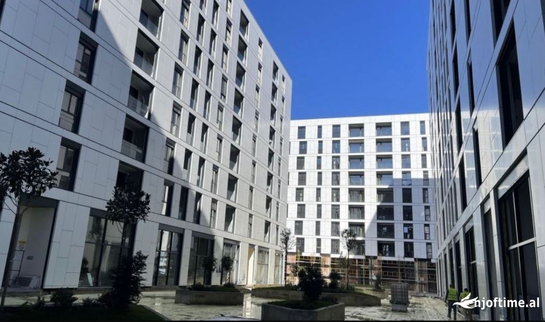 Shtepi ne shitje Apartament ne Tirane, 2+1, Mobilimi Bosh, pa mobiluar, Pagesa 141,000  Euro.