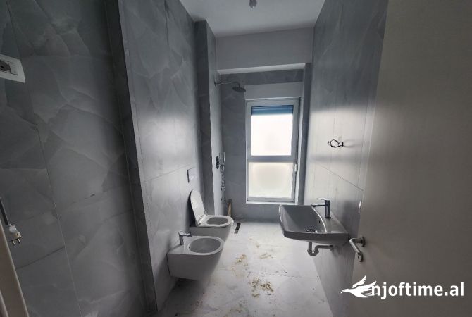 Shtepi ne shitje 1+1 ne Tirane - 90,000 Euro