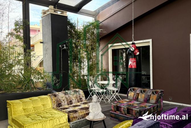 Shtepi me qera 3+1 ne Tirane - 1,800 Euro