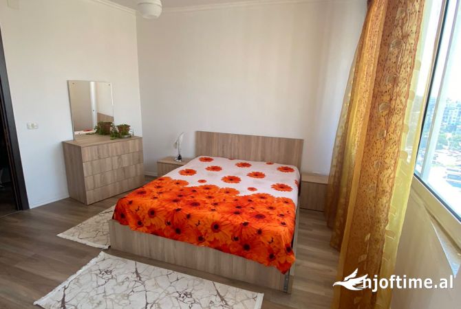 Shtepi ne shitje Apartament ne Tirane, 1+1, Mobilimi E mobiluar, Pagesa 80,000  Euro.