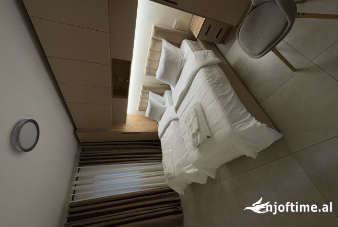 Shtepi me qera Apartament ne Tirane, 1+1, Mobilimi E mobiluar, Pagesa 45,000  Leke.