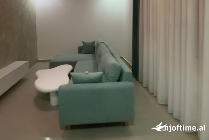 Shtepi me qera 1+1 ne Tirane - 50,000 Leke