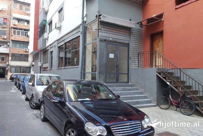 Ambient me qira per biznes