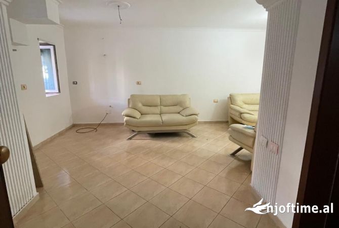 Shtepi ne shitje 1+1 ne Vlore - 65,000 Euro