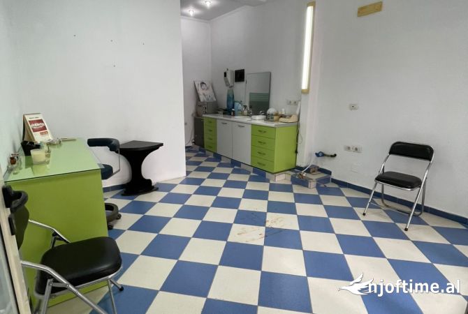 Ambient biznesi ne shitje 1+1 ne Vlore - 35,000 Euro