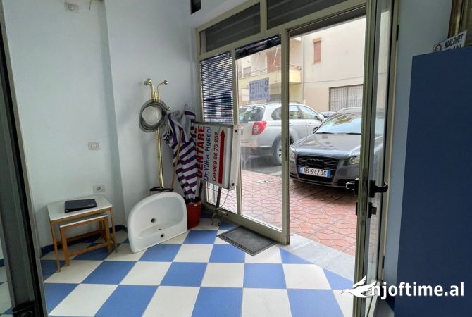 Ambient biznesi ne shitje 1+1 ne Vlore - 35,000 Euro