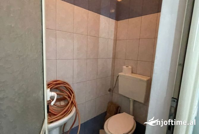 SHITET NJESIA NE VLORE