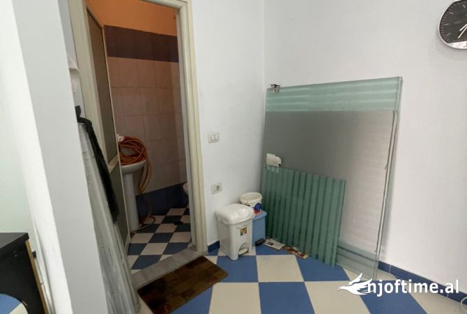 SHITET NJESIA NE VLORE