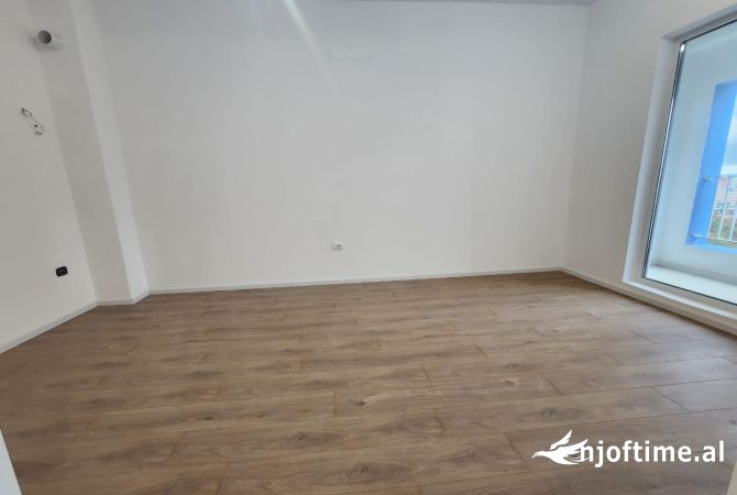 Shtepi ne shitje 1+1 ne Tirane - 898,909 Euro