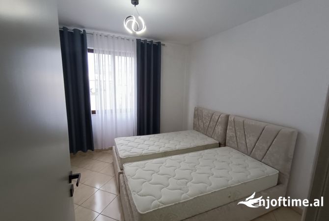 Shtepi me qera 2+1 ne Tirane - 601 Euro