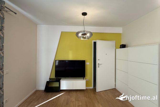 Shtepi me qera 1+1 ne Tirane - 749 Euro