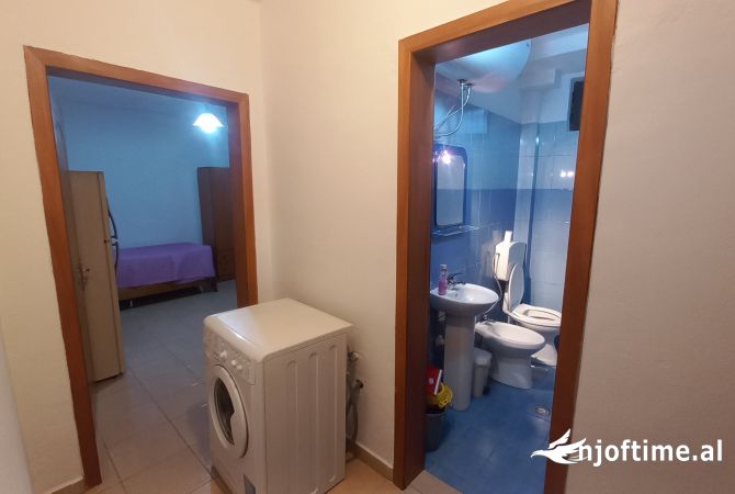 Shtepi me qera Apartament ne Tirane, Garsoniere, Mobilimi E mobiluar, Pagesa 35,001  Leke.