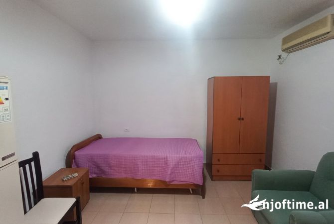 Shtepi me qera Garsoniere ne Tirane - 35,001 Leke