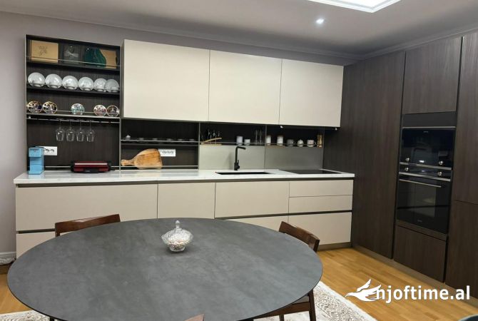 Shtepi ne shitje 3+1 ne Tirane - 395,001 Euro