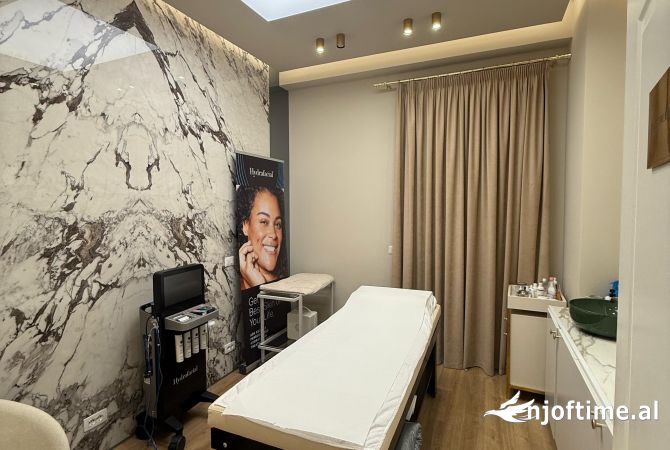 🏥 JEPET ME QIRA AMBIENT PER KLINIKE TEK KOMUNA E PARISIT! 🏥✨ GATI PER PERDORIM! ✨