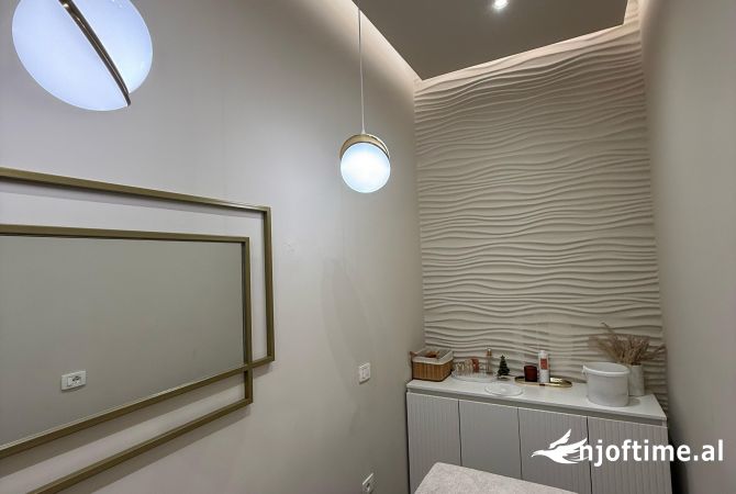 Ambient biznesi me qera 1+1 ne Tirane - 1,501 Euro