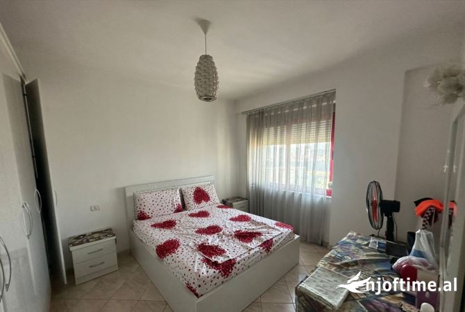 Shtepi me qera 2+1 ne Tirane - 501 Euro