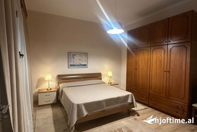 Shtepi me qera 2+1 ne Tirane - 601 Euro