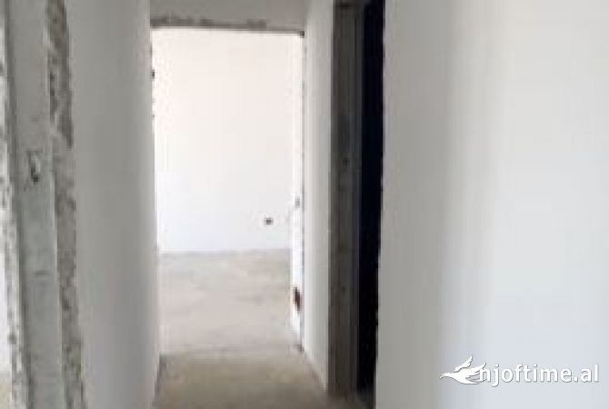 Shtepi ne shitje 2+1 ne Tirane - 184,001 Euro