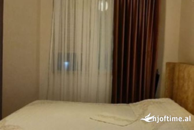 Shtepi me qera 3+1 ne Tirane - 801 Euro