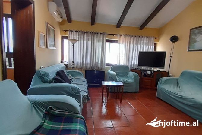 Shtepi ne shitje 3+1 ne Tirane - 155,001 Euro