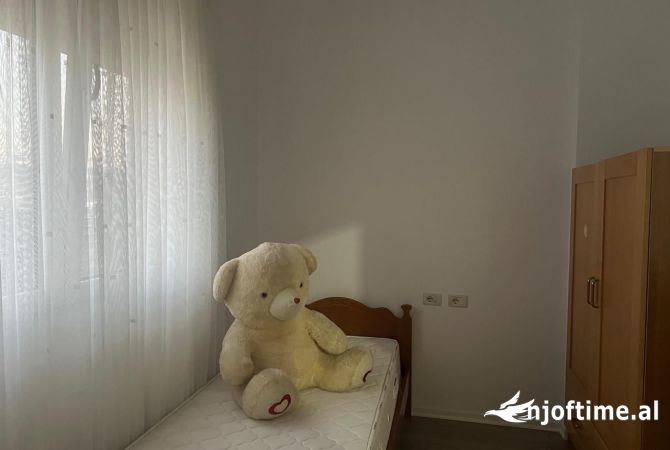 Shtepi me qera 3+1 ne Tirane - 601 Euro