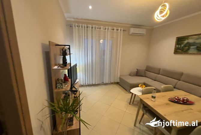 Shtepi me qera 1+1 ne Tirane - 601 Euro