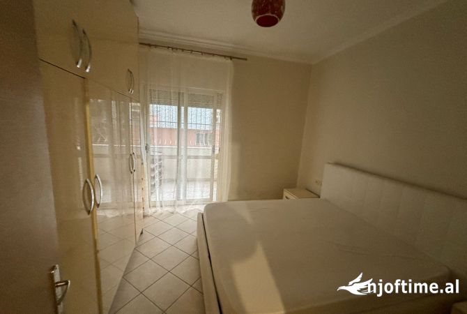 Shtepi me qera 1+1 ne Tirane - 451 Euro