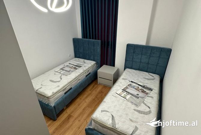 Shtepi me qera Apartament ne Tirane, 2+1, Mobilimi E mobiluar, Pagesa 1,201  Euro.