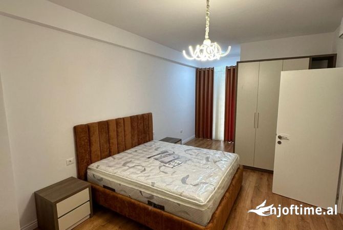 Shtepi me qera Apartament ne Tirane, 2+1, Mobilimi E mobiluar, Pagesa 1,201  Euro.