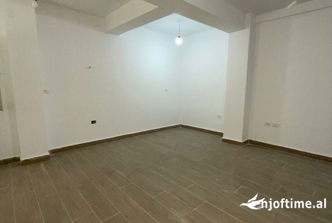 Shtepi ne shitje 1+1 ne Tirane - 128,800 Euro