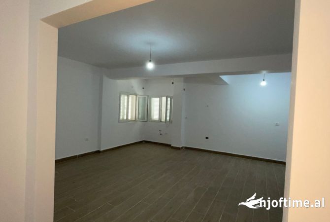 Shtepi ne shitje 1+1 ne Tirane - 128,800 Euro