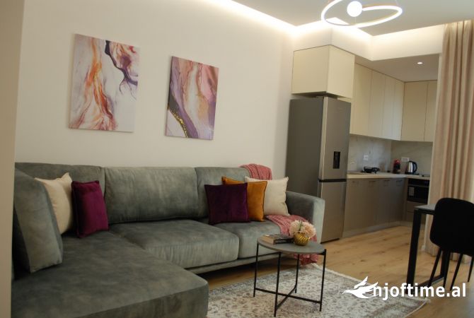 Shtepi me qera 2+1 ne Tirane - 1,601 Euro