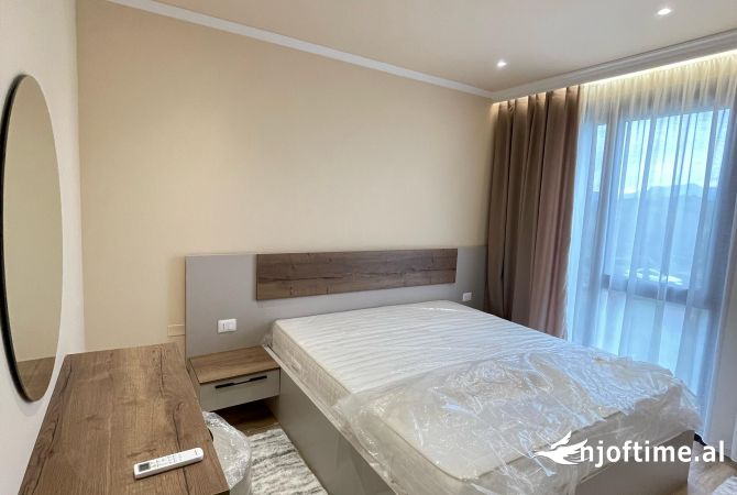 Shtepi me qera 2+1 ne Tirane - 1,200 Euro