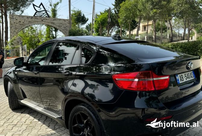 Auto in Vendita  a Berat - 15,500 Euro