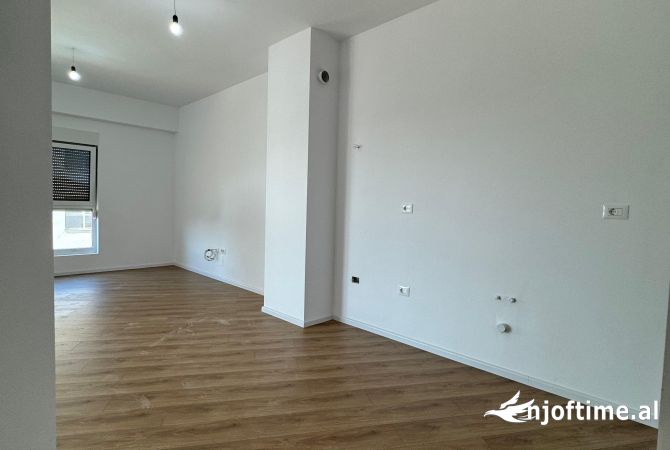 Shtepi ne shitje 1+1 ne Tirane - 79,900 Euro