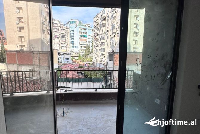 Shtepi me qera 1+1 ne Tirane - 800 Euro
