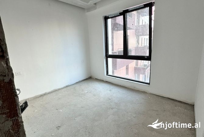 Shtepi me qera 1+1 ne Tirane - 800 Euro