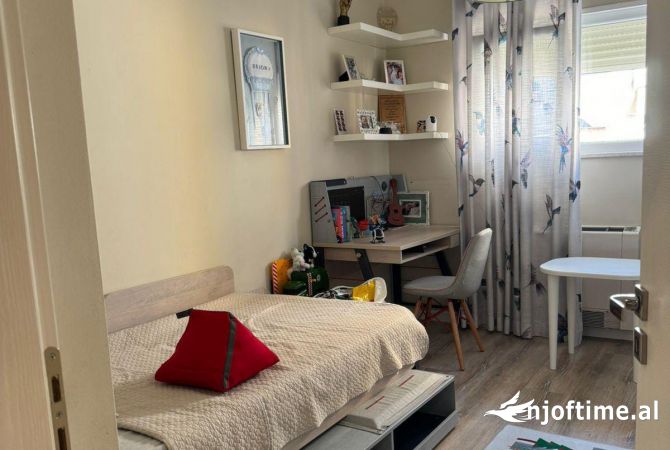 Shtepi ne shitje 2+1 ne Tirane - 200,000 Euro