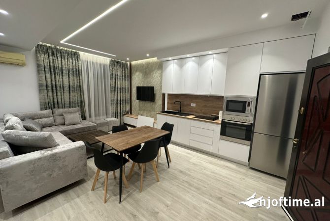 Shtepi me qera Apartament ne Tirane, 1+1, Mobilimi E mobiluar, Pagesa 700  Euro.
