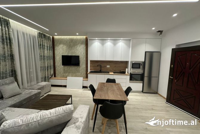 Shtepi me qera 1+1 ne Tirane - 700 Euro