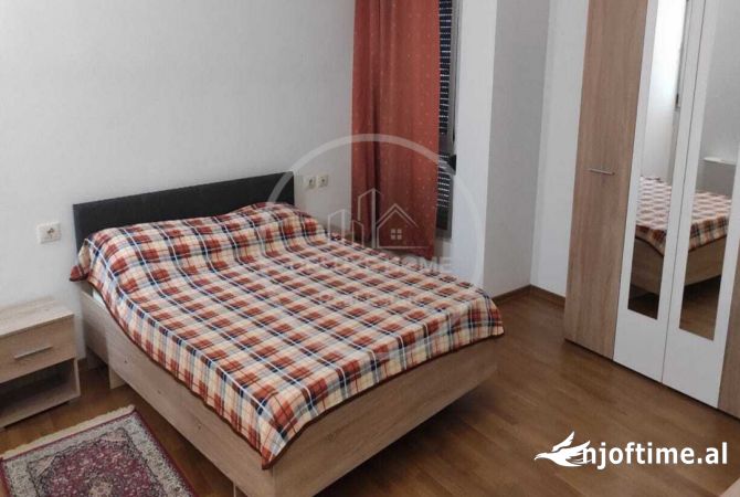 Shtepi me qera 3+1 ne Tirane - 650 Euro